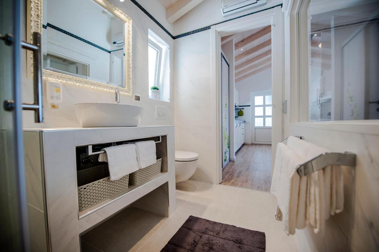 Villa Kos Rovinj Apartments Exterior photo